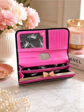 Ted Baker Black Patent Leather Kiss Lock Wallet